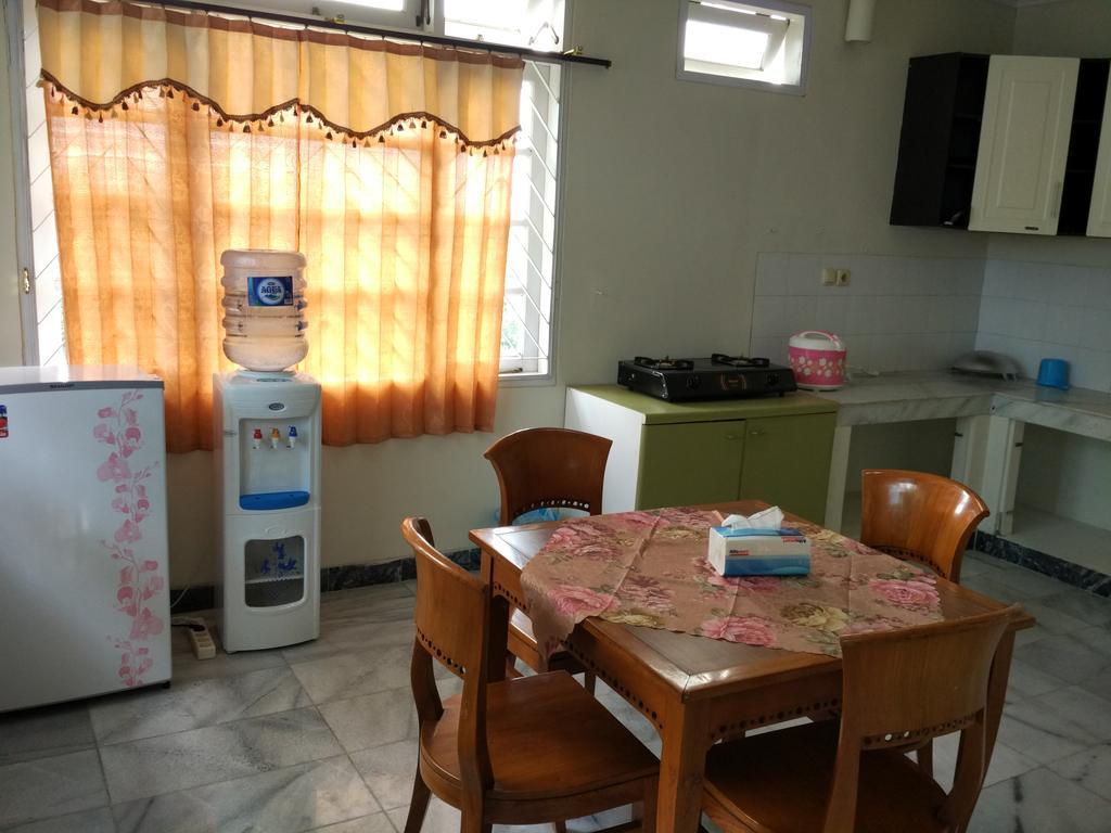 Villa Sabrina Bumi Ciherang Panjaweujan Exterior foto