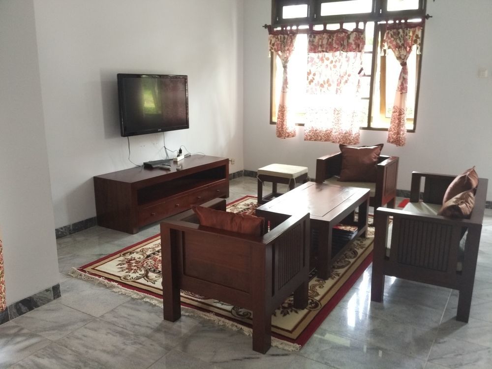 Villa Sabrina Bumi Ciherang Panjaweujan Exterior foto