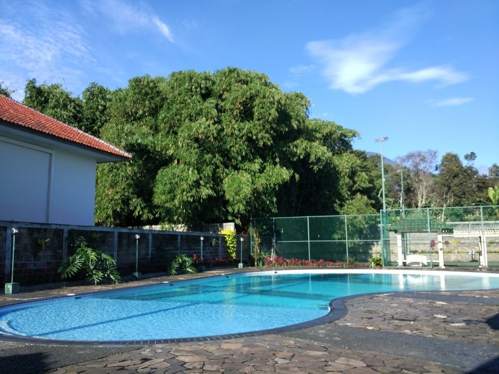 Villa Sabrina Bumi Ciherang Panjaweujan Exterior foto